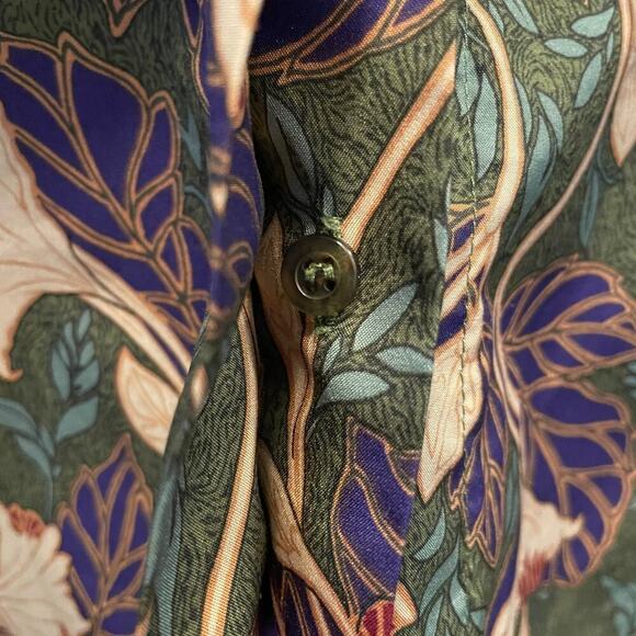 Vintage Diane von Fürstenberg Floral Button-Up Blouse – Made in Thailand, Medium - Picture 7 of 8